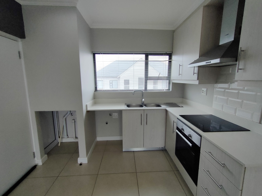 To Let 2 Bedroom Property for Rent in Emberton Estate KwaZulu-Natal