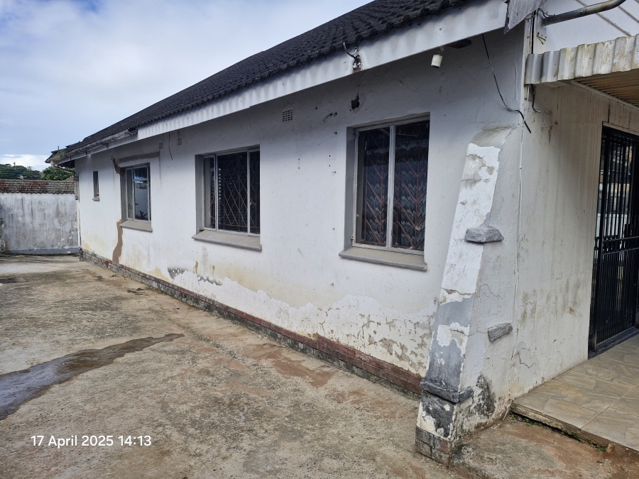 3 Bedroom Property for Sale in Mount Vernon KwaZulu-Natal