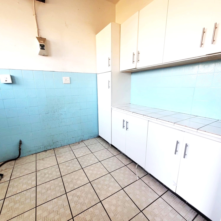 1 Bedroom Property for Sale in Pinetown KwaZulu-Natal