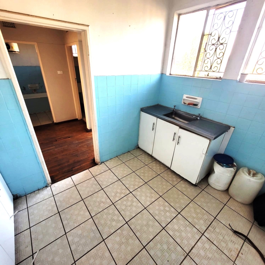 1 Bedroom Property for Sale in Pinetown KwaZulu-Natal