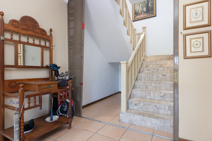 6 Bedroom Property for Sale in Salt Rock KwaZulu-Natal