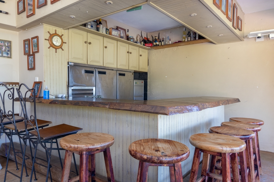 6 Bedroom Property for Sale in Salt Rock KwaZulu-Natal