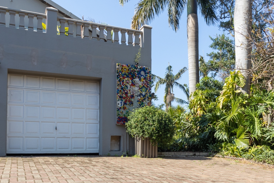 6 Bedroom Property for Sale in Salt Rock KwaZulu-Natal