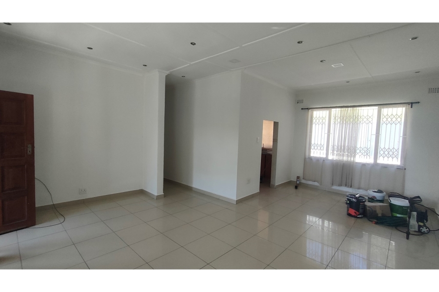 3 Bedroom Property for Sale in Mount Vernon KwaZulu-Natal