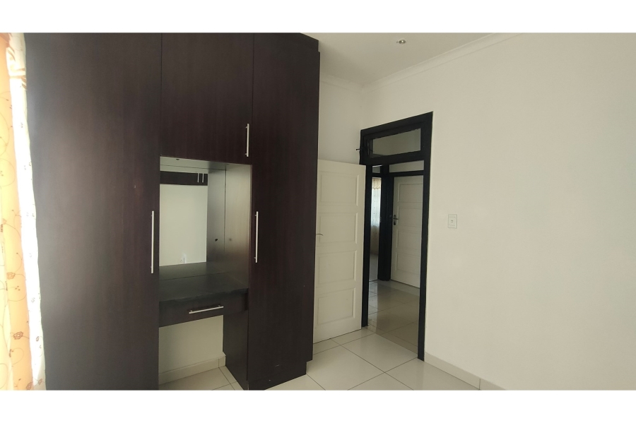 3 Bedroom Property for Sale in Mount Vernon KwaZulu-Natal