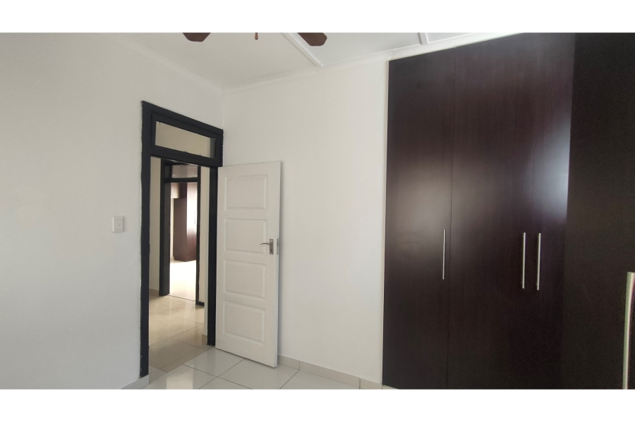 3 Bedroom Property for Sale in Mount Vernon KwaZulu-Natal