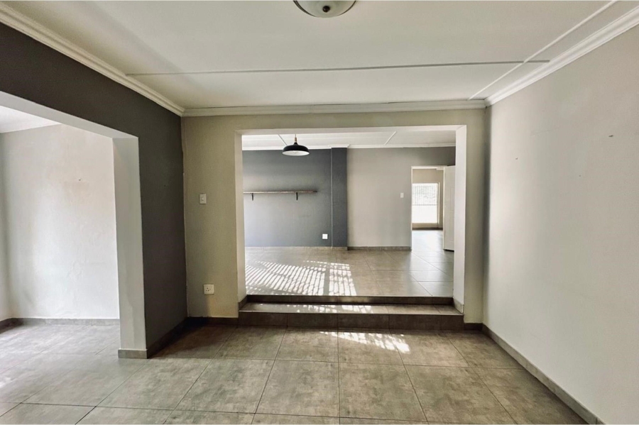 4 Bedroom Property for Sale in Schuinshoogte KwaZulu-Natal