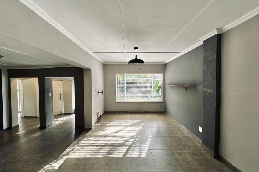 4 Bedroom Property for Sale in Schuinshoogte KwaZulu-Natal