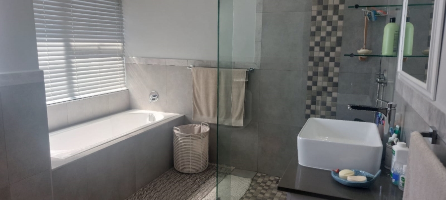 4 Bedroom Property for Sale in Mzingazi Golf Estate KwaZulu-Natal