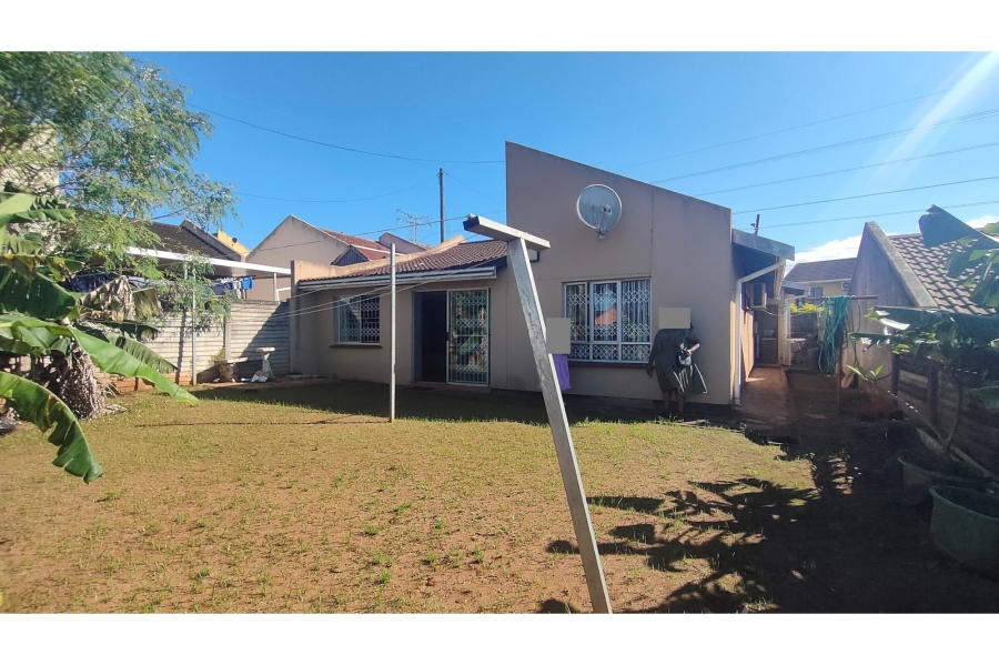 3 Bedroom Property for Sale in Newlands West KwaZulu-Natal