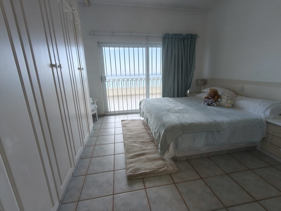 7 Bedroom Property for Sale in Willard Beach KwaZulu-Natal