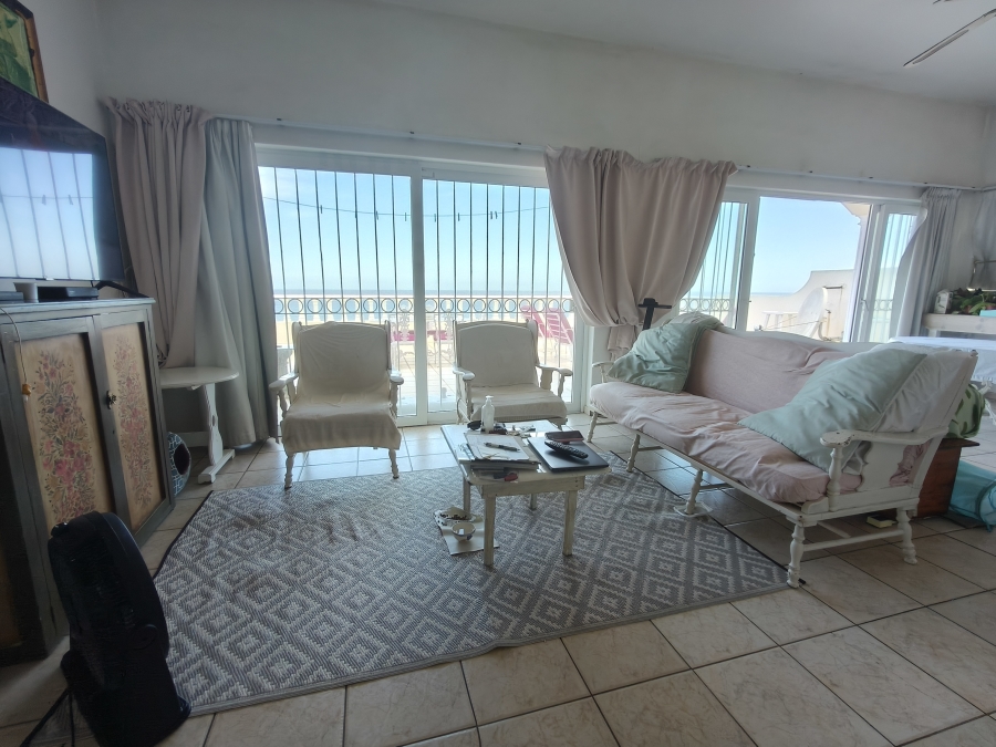7 Bedroom Property for Sale in Willard Beach KwaZulu-Natal