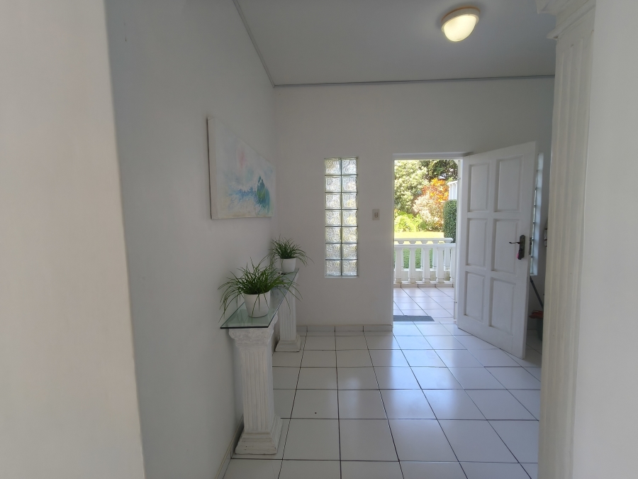7 Bedroom Property for Sale in Willard Beach KwaZulu-Natal