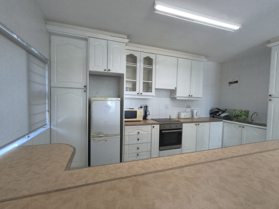 7 Bedroom Property for Sale in Willard Beach KwaZulu-Natal