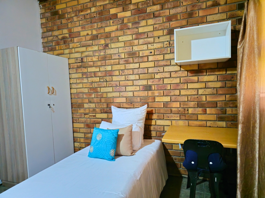 To Let 14 Bedroom Property for Rent in Ashley KwaZulu-Natal