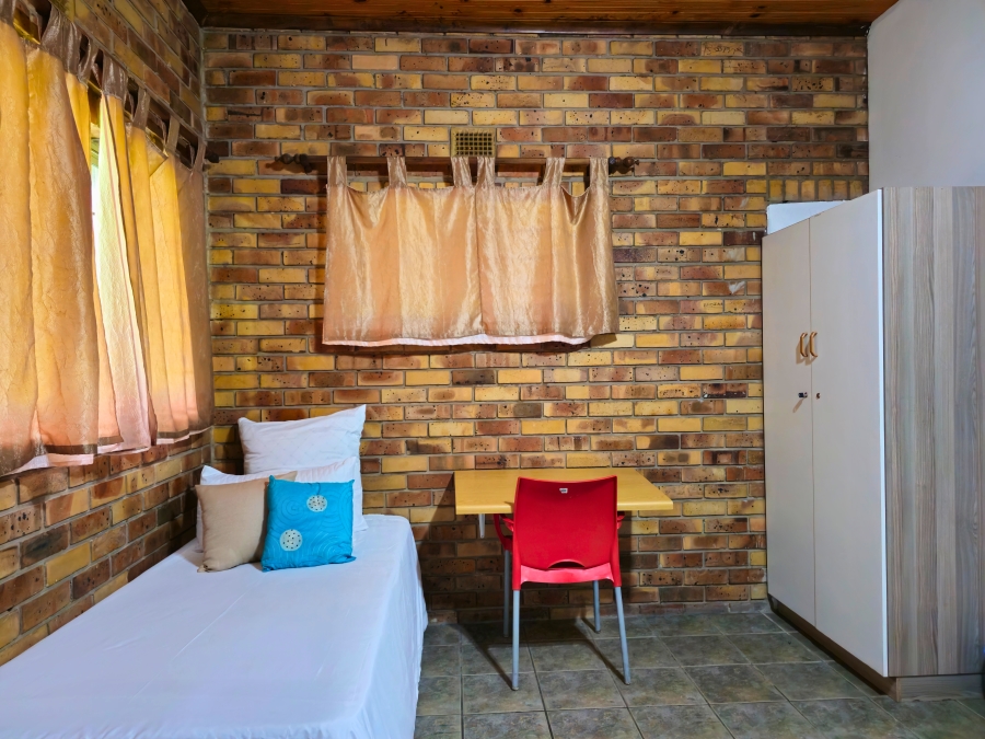 To Let 14 Bedroom Property for Rent in Ashley KwaZulu-Natal