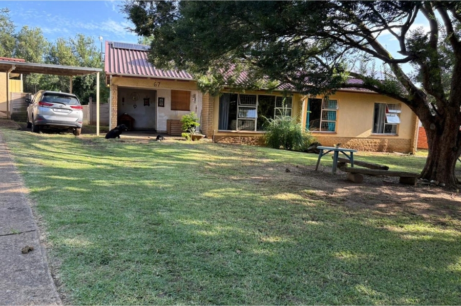 4 Bedroom Property for Sale in Schuinshoogte KwaZulu-Natal