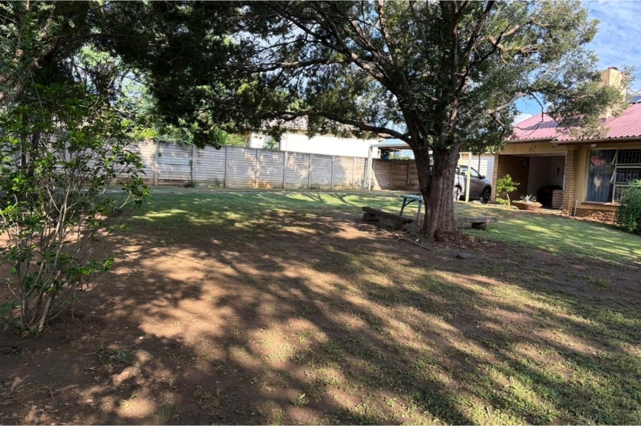 4 Bedroom Property for Sale in Schuinshoogte KwaZulu-Natal