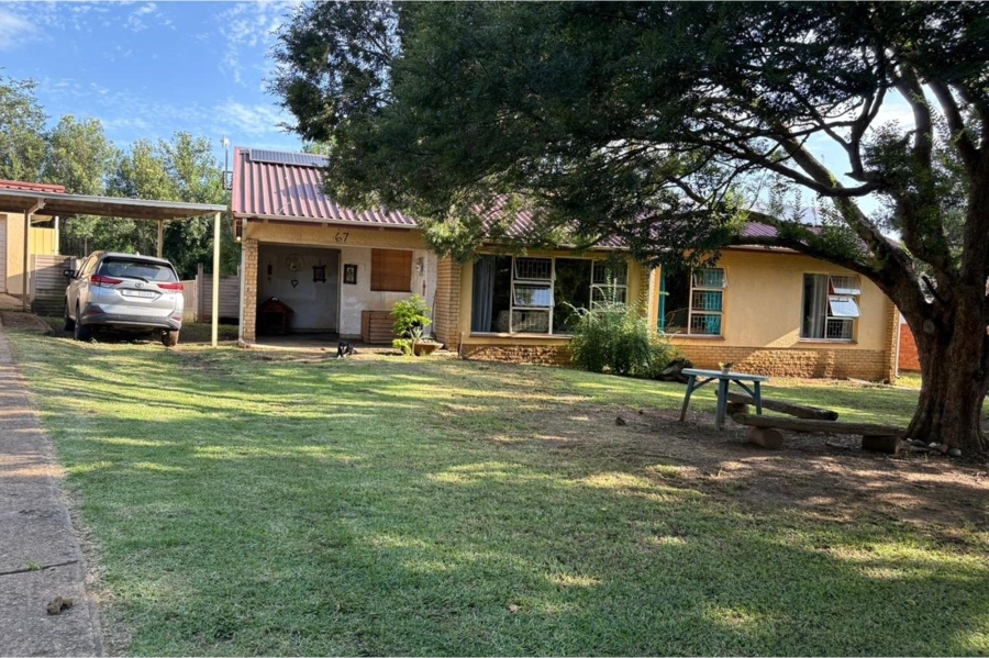 4 Bedroom Property for Sale in Schuinshoogte KwaZulu-Natal