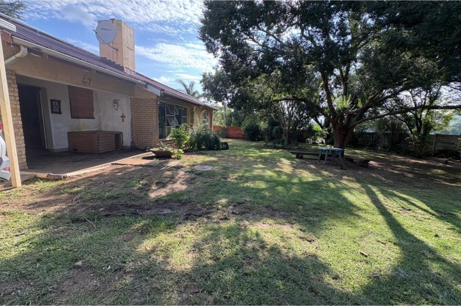 4 Bedroom Property for Sale in Schuinshoogte KwaZulu-Natal