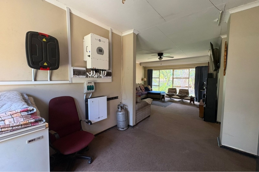 4 Bedroom Property for Sale in Schuinshoogte KwaZulu-Natal