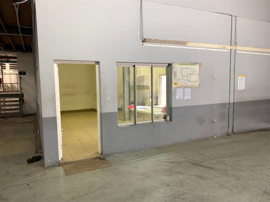 To Let commercial Property for Rent in New Germany KwaZulu-Natal