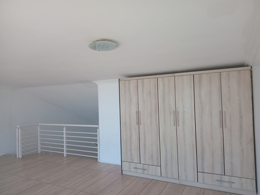 To Let 2 Bedroom Property for Rent in Umhlanga Ridge KwaZulu-Natal