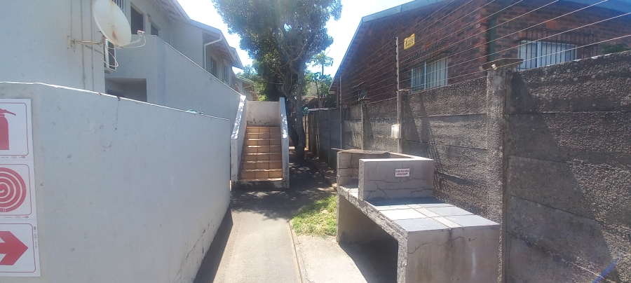 2 Bedroom Property for Sale in Margate KwaZulu-Natal