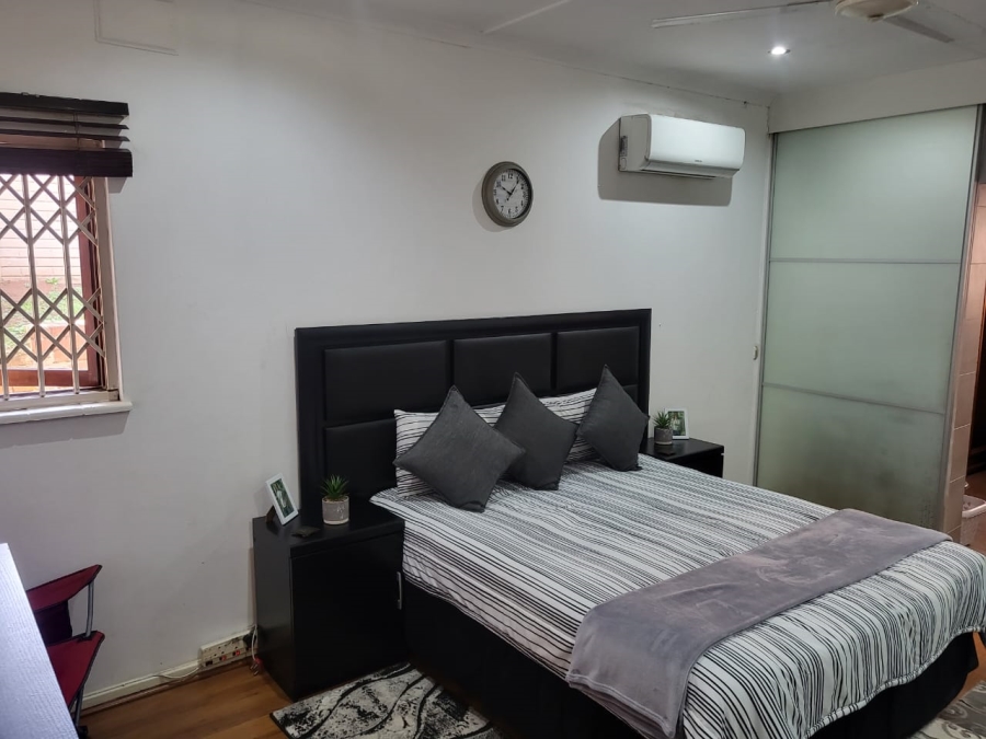 7 Bedroom Property for Sale in Fynnland KwaZulu-Natal