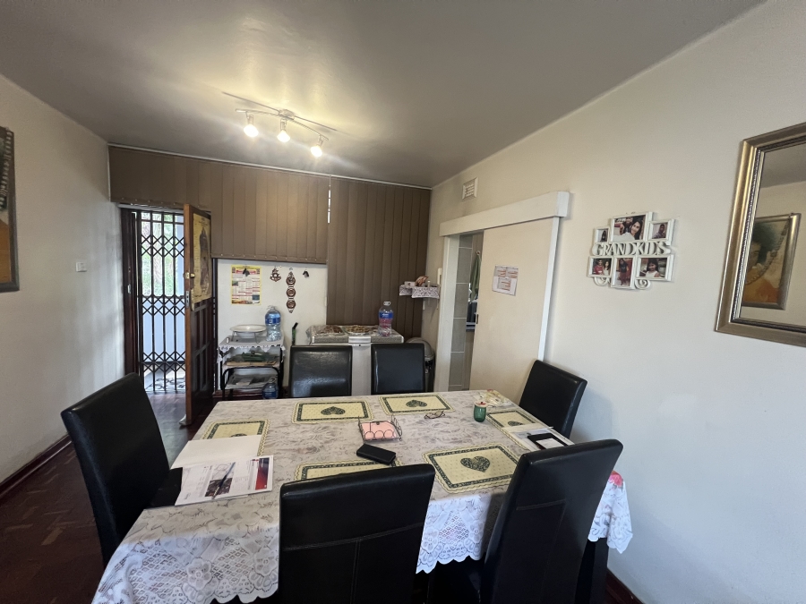 2 Bedroom Property for Sale in Westridge KwaZulu-Natal