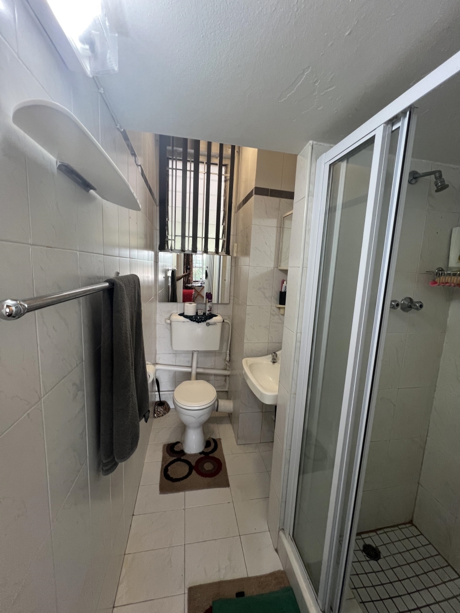 2 Bedroom Property for Sale in Westridge KwaZulu-Natal