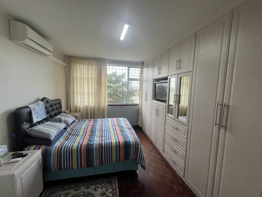 2 Bedroom Property for Sale in Westridge KwaZulu-Natal