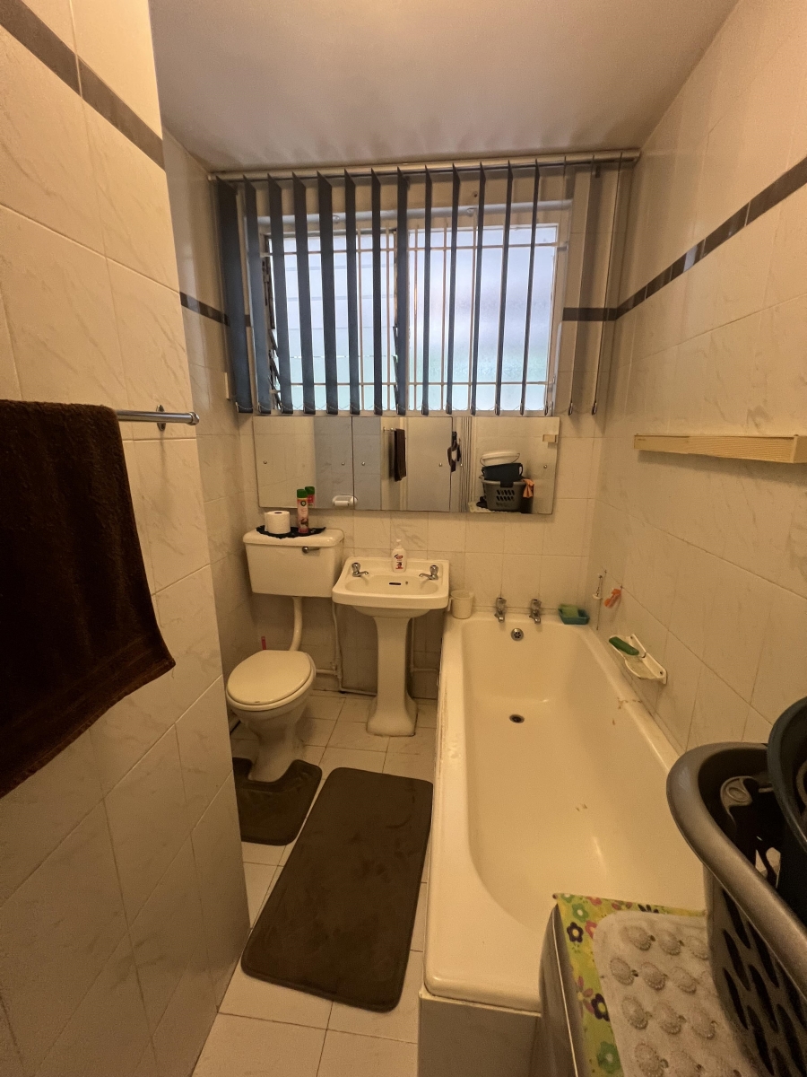 2 Bedroom Property for Sale in Westridge KwaZulu-Natal