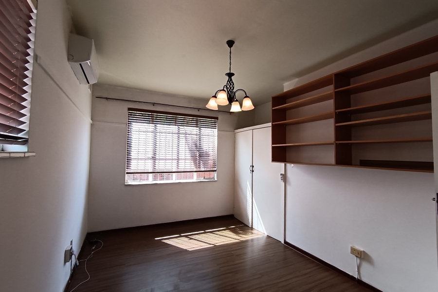 To Let 3 Bedroom Property for Rent in Essenwood KwaZulu-Natal