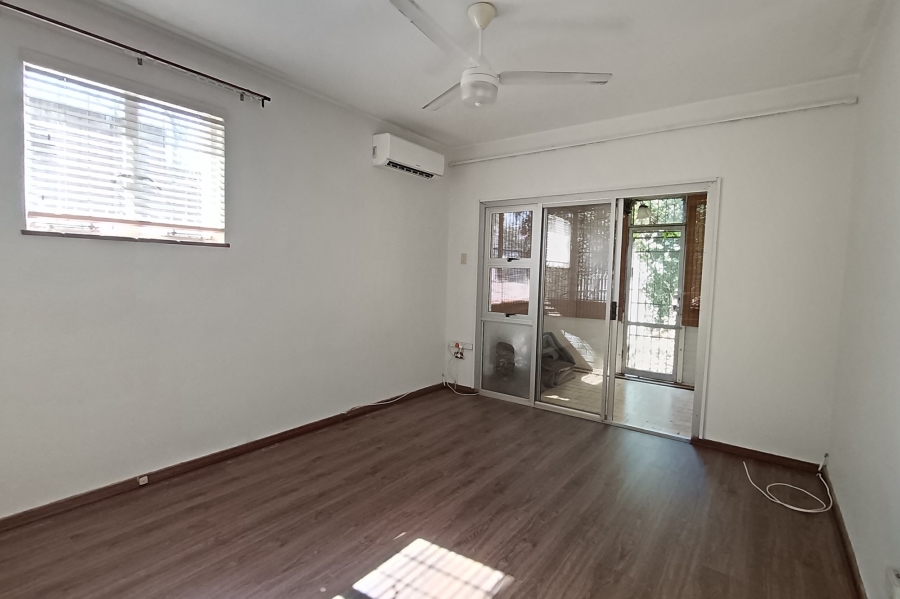 To Let 3 Bedroom Property for Rent in Essenwood KwaZulu-Natal