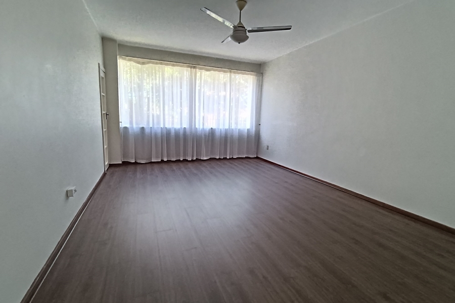 To Let 3 Bedroom Property for Rent in Essenwood KwaZulu-Natal