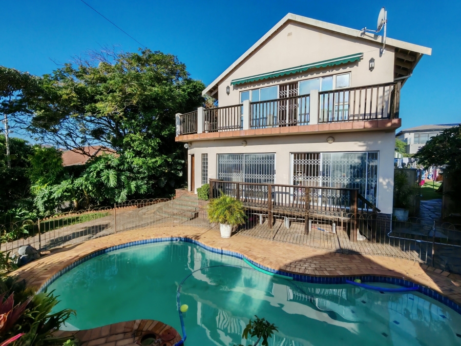8 Bedroom Property for Sale in Ocean View KwaZulu-Natal