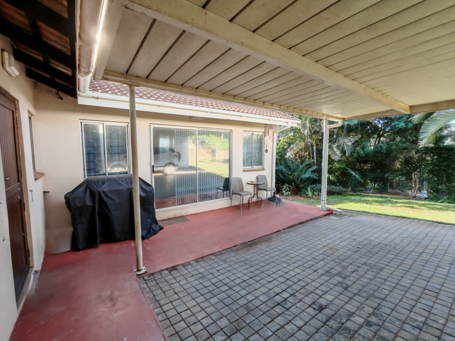 8 Bedroom Property for Sale in Ocean View KwaZulu-Natal