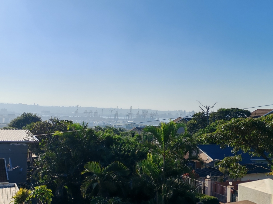 8 Bedroom Property for Sale in Ocean View KwaZulu-Natal