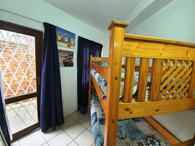 2 Bedroom Property for Sale in Uvongo KwaZulu-Natal