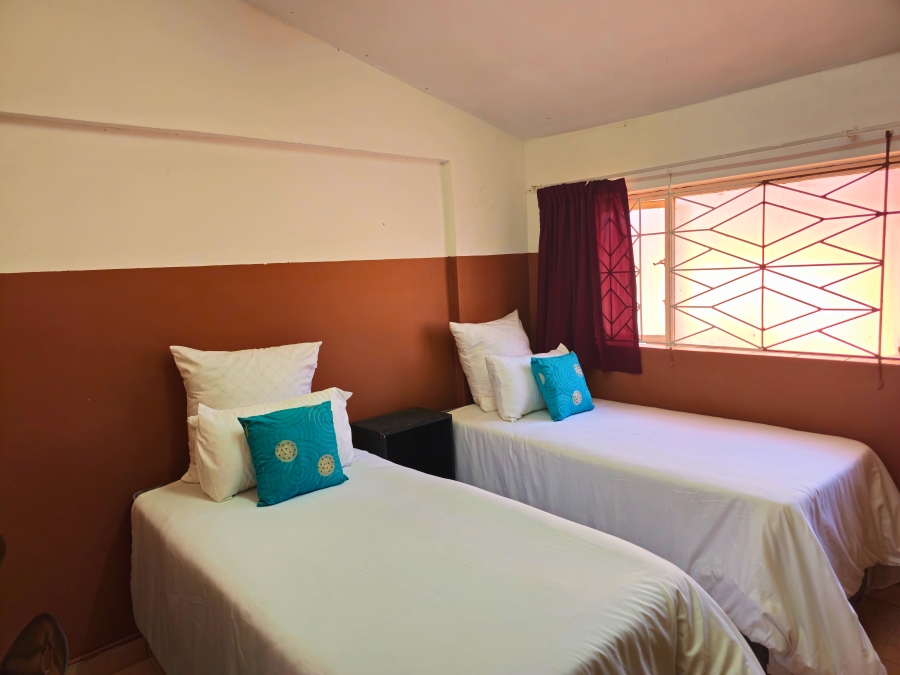 To Let 23 Bedroom Property for Rent in Reservoir Hills KwaZulu-Natal