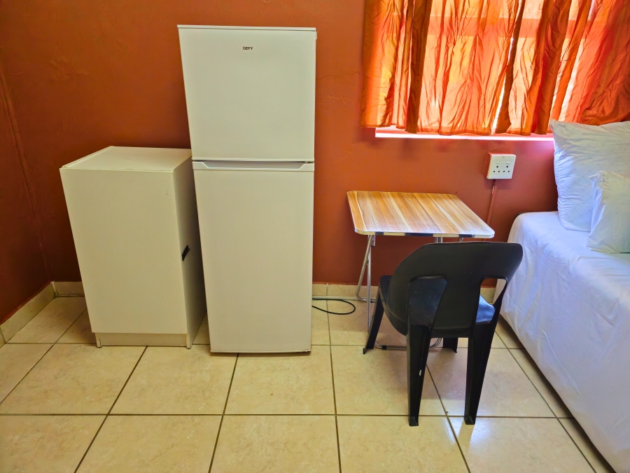 To Let 23 Bedroom Property for Rent in Reservoir Hills KwaZulu-Natal