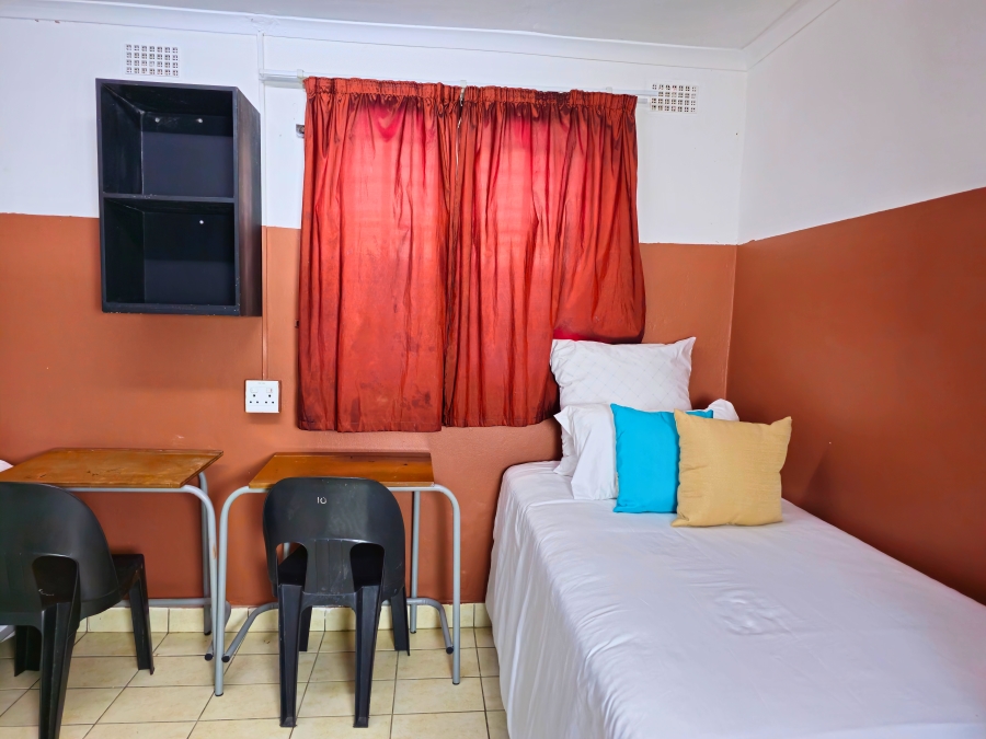 To Let 23 Bedroom Property for Rent in Reservoir Hills KwaZulu-Natal