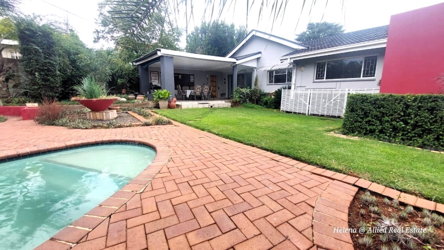 4 Bedroom Property for Sale in Huttenheights KwaZulu-Natal