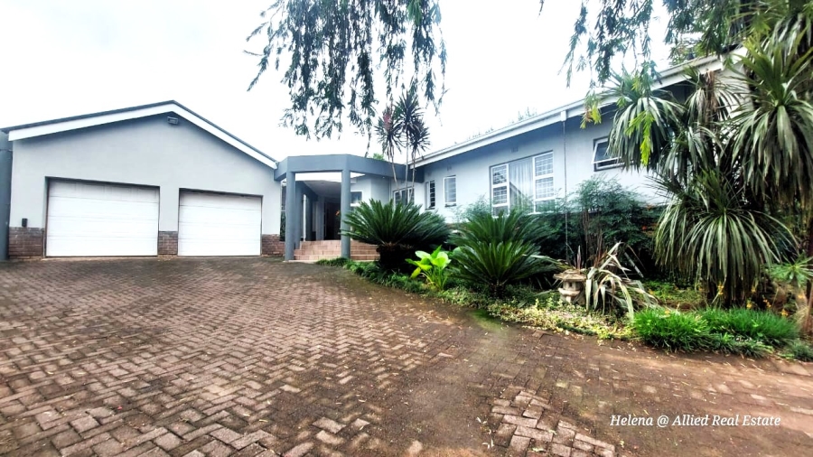 4 Bedroom Property for Sale in Huttenheights KwaZulu-Natal