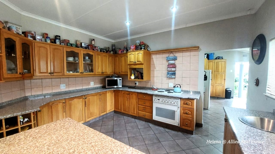 4 Bedroom Property for Sale in Huttenheights KwaZulu-Natal