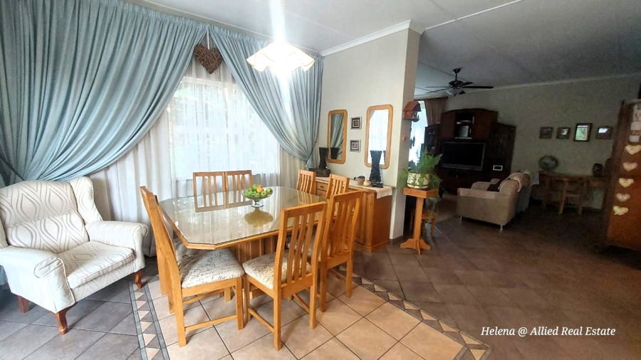 4 Bedroom Property for Sale in Huttenheights KwaZulu-Natal