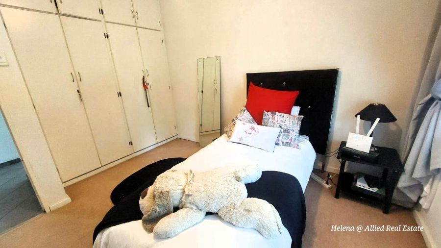 4 Bedroom Property for Sale in Huttenheights KwaZulu-Natal