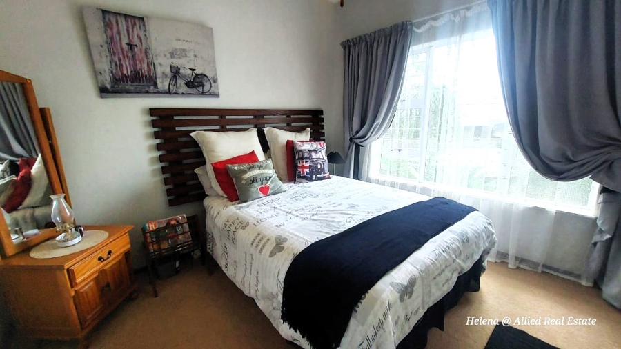 4 Bedroom Property for Sale in Huttenheights KwaZulu-Natal