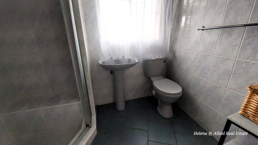 4 Bedroom Property for Sale in Huttenheights KwaZulu-Natal